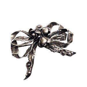 HOBE sterling silver floral bow brooch very vintage and lovely patina